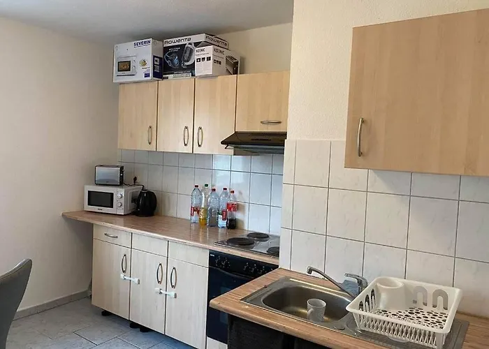 Apartment Lage In Rostock: 2-zimmerwohnung Mit Balkon Im 1.og